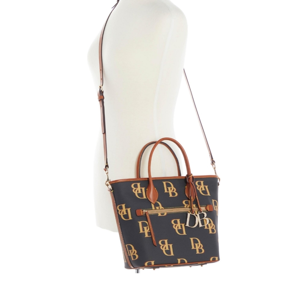 Brand New Dooney & Bourke crossbody/tote